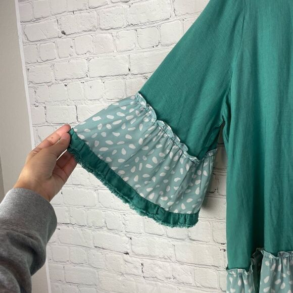 Umgee Linen Blend Animal Print Bell Sleeve Round Neck Top with Ruffle Hem Large - Picture 4 of 8